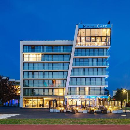 Ultra Marine By Zdrojowa Hotel Kolobrzeg Luaran gambar