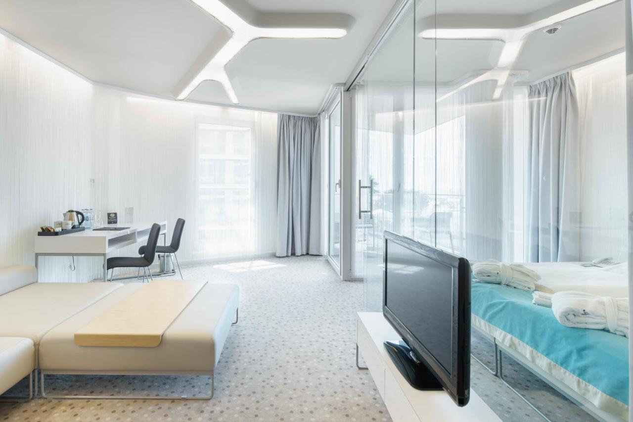 Ultra Marine By Zdrojowa Hotel Kolobrzeg Luaran gambar